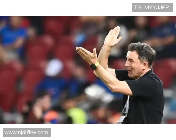 足球界怒火中烧的球星:从场上暴怒到赛后冲突的传奇人物 足球界怒火中烧的球星:从场上暴怒到赛后冲突的传奇人物