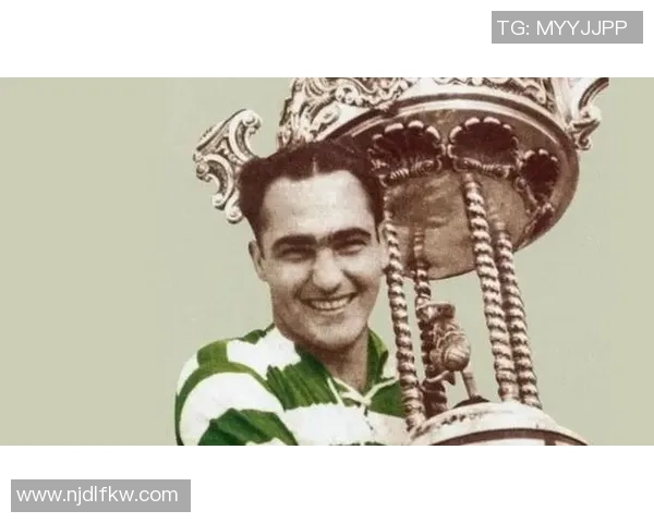 世界足坛历代顶级中锋球星实力排行与传奇风采盘点 世界足坛历代顶级中锋球星实力排行与传奇风采盘点