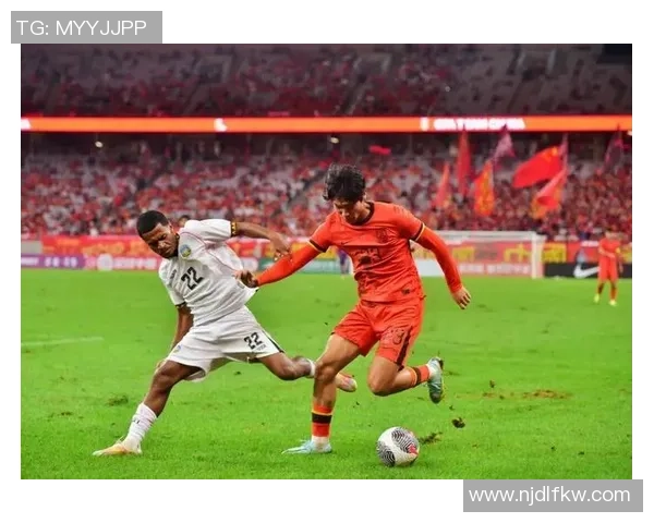 十大国际球星闪耀中国足球场 吸引万千球迷热情追随